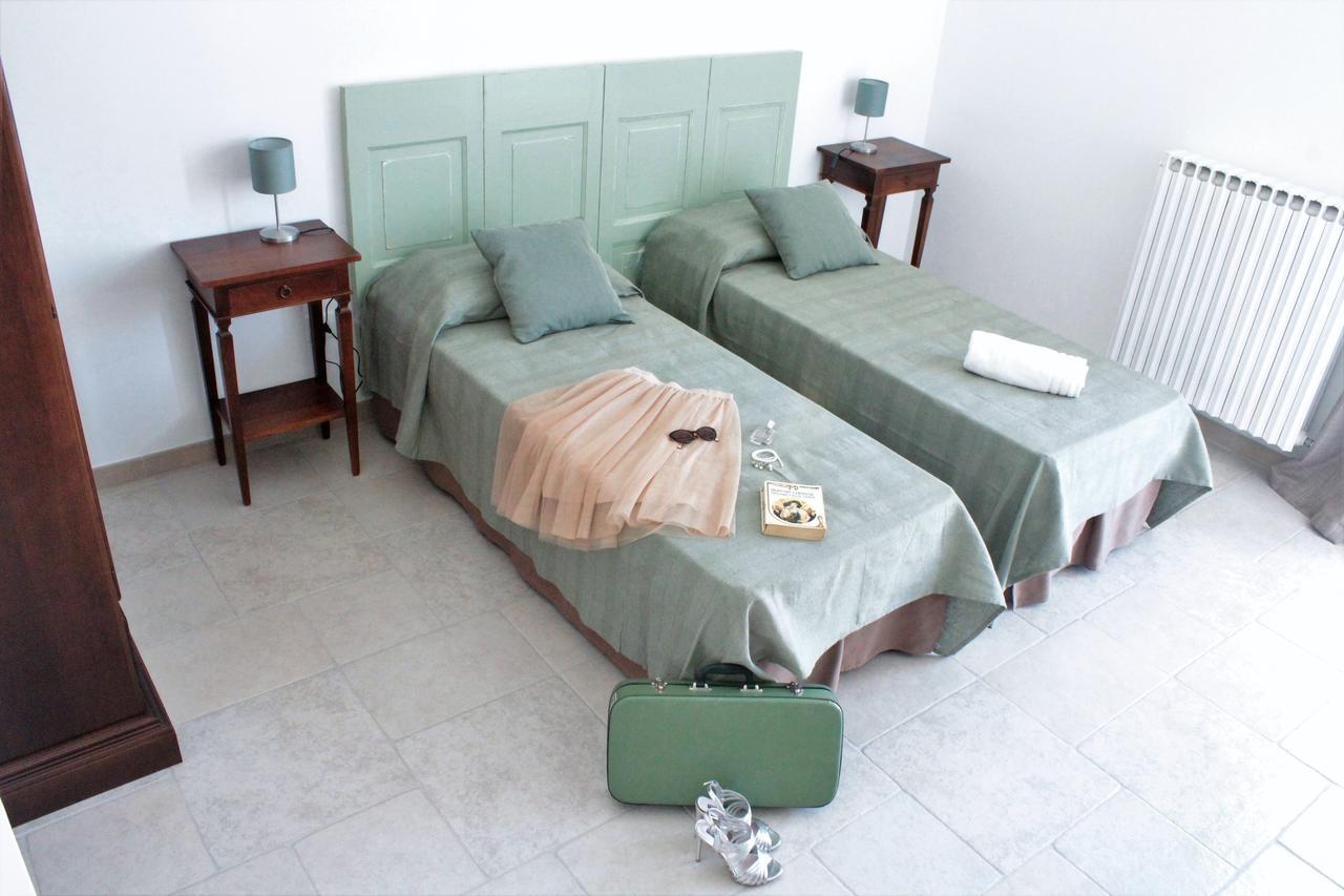A Casa Ventotto Bed & Breakfast Mesagne Exterior photo