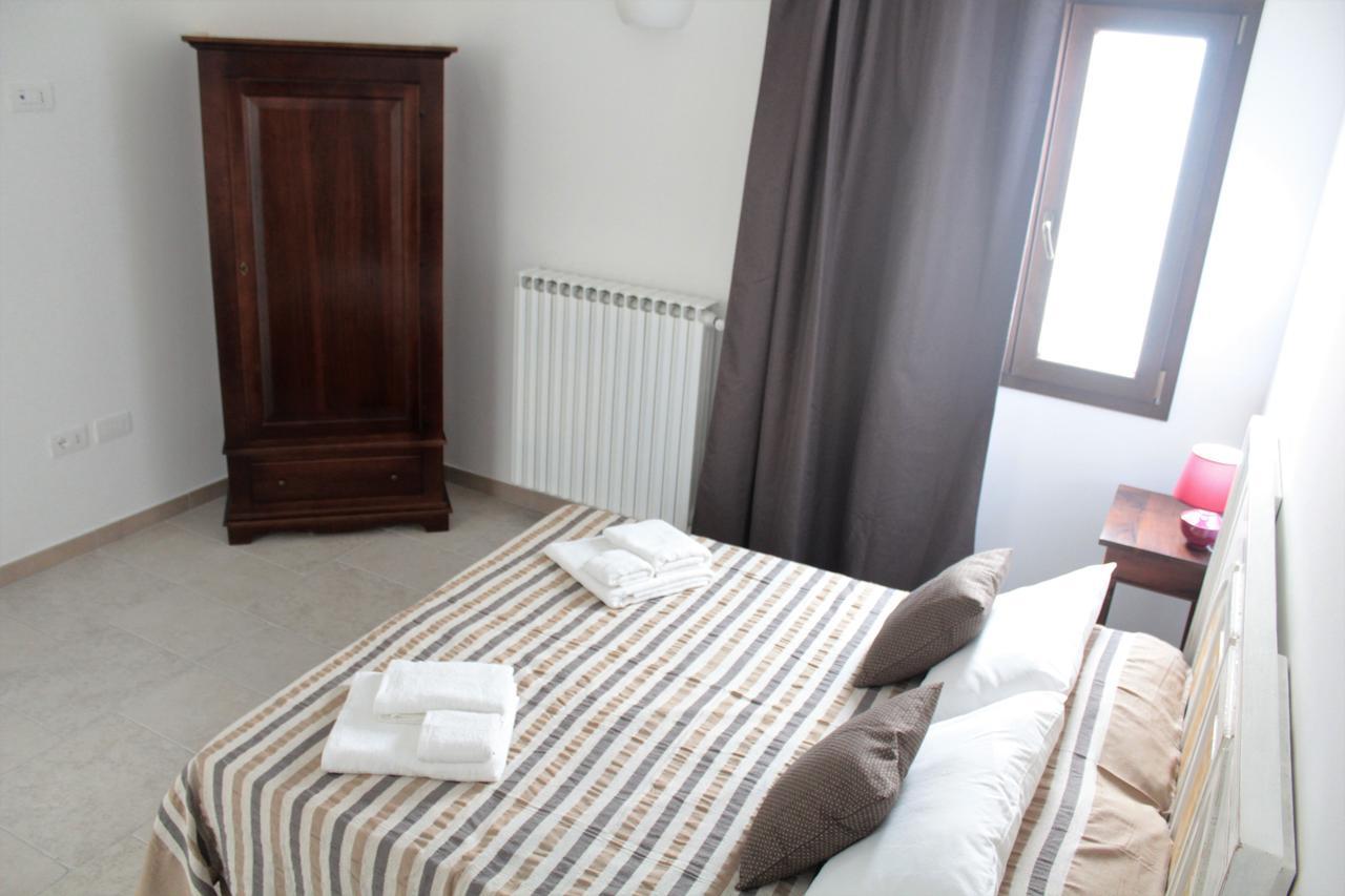 A Casa Ventotto Bed & Breakfast Mesagne Exterior photo